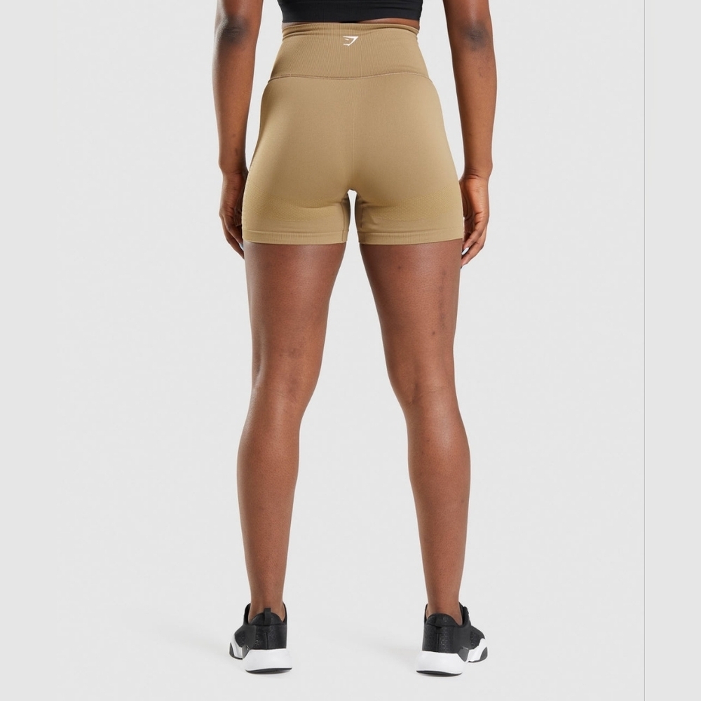 Gymshark Energy Seamless Shorts in Biscotti Brown - Picture 4 of 8